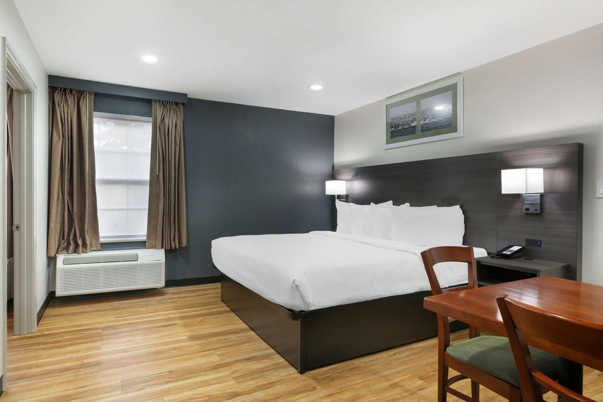 Hotel Western Mystic
